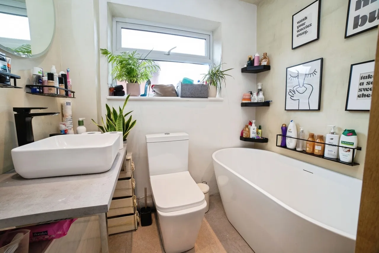 Curzon Close, Rainworth, Mansfield, Nottinghamshire, NG21, photo 15