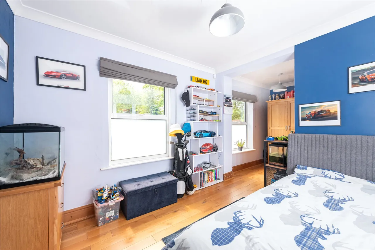 Theydon Avenue, Woburn Sands, MK17, photo 11