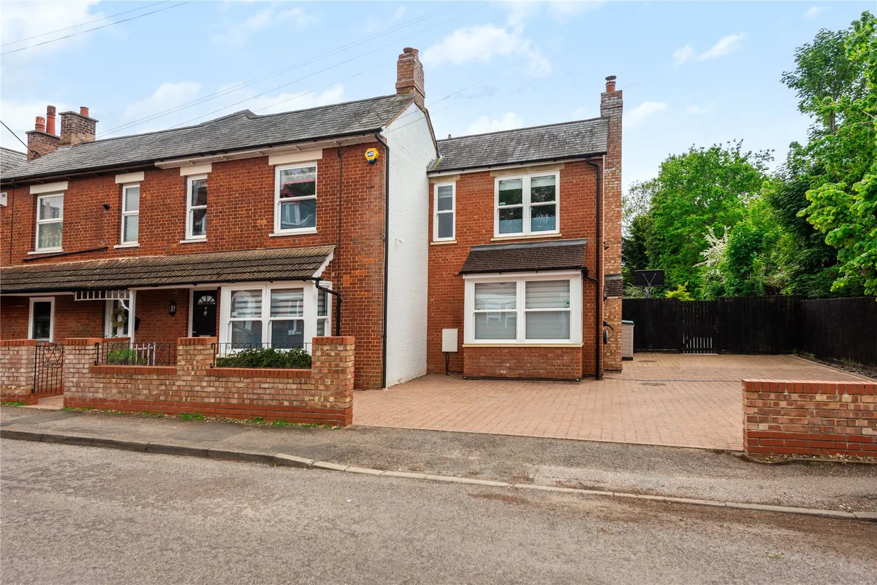 Theydon Avenue, Woburn Sands, MK17, photo 14