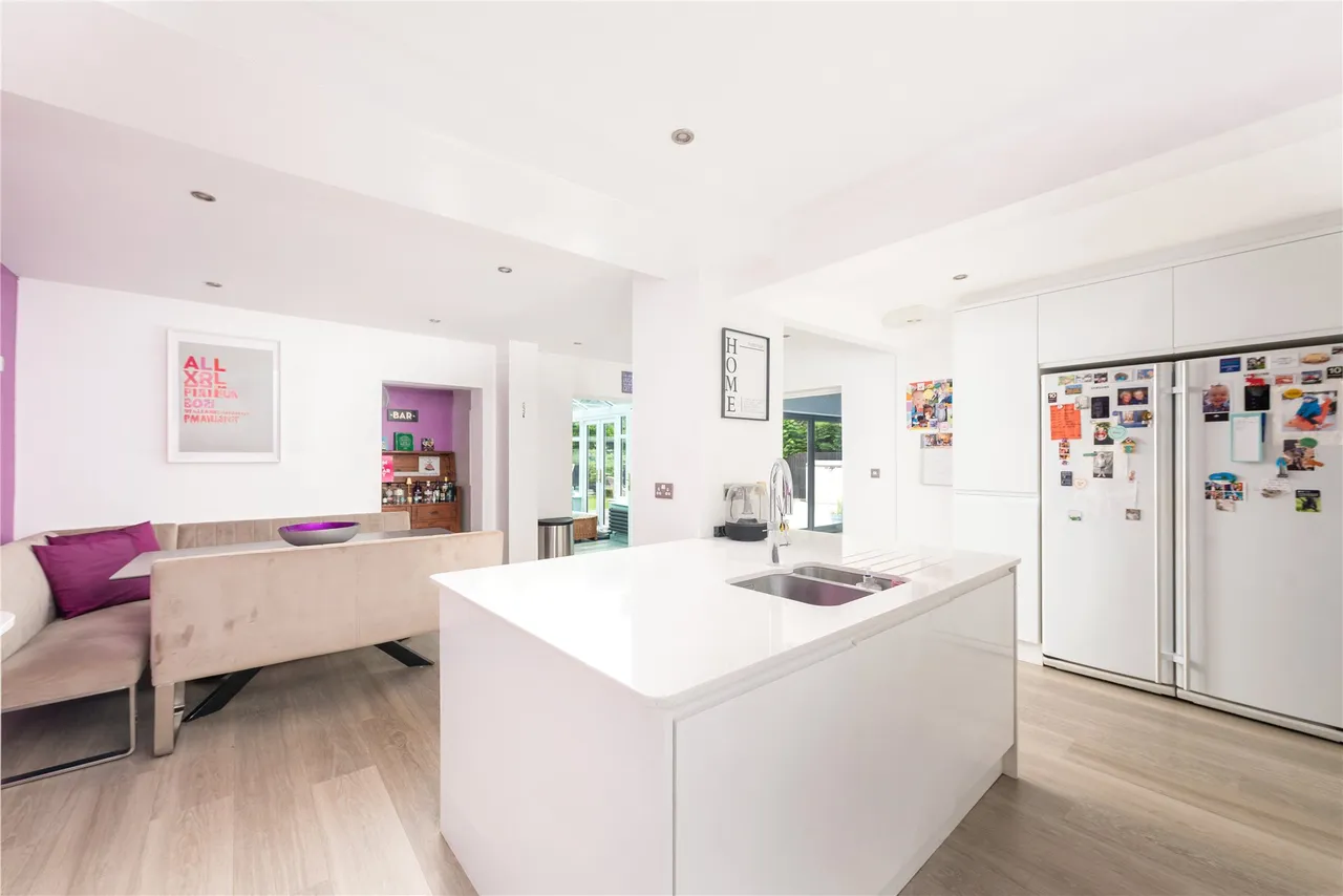 Theydon Avenue, Woburn Sands, MK17, photo 7