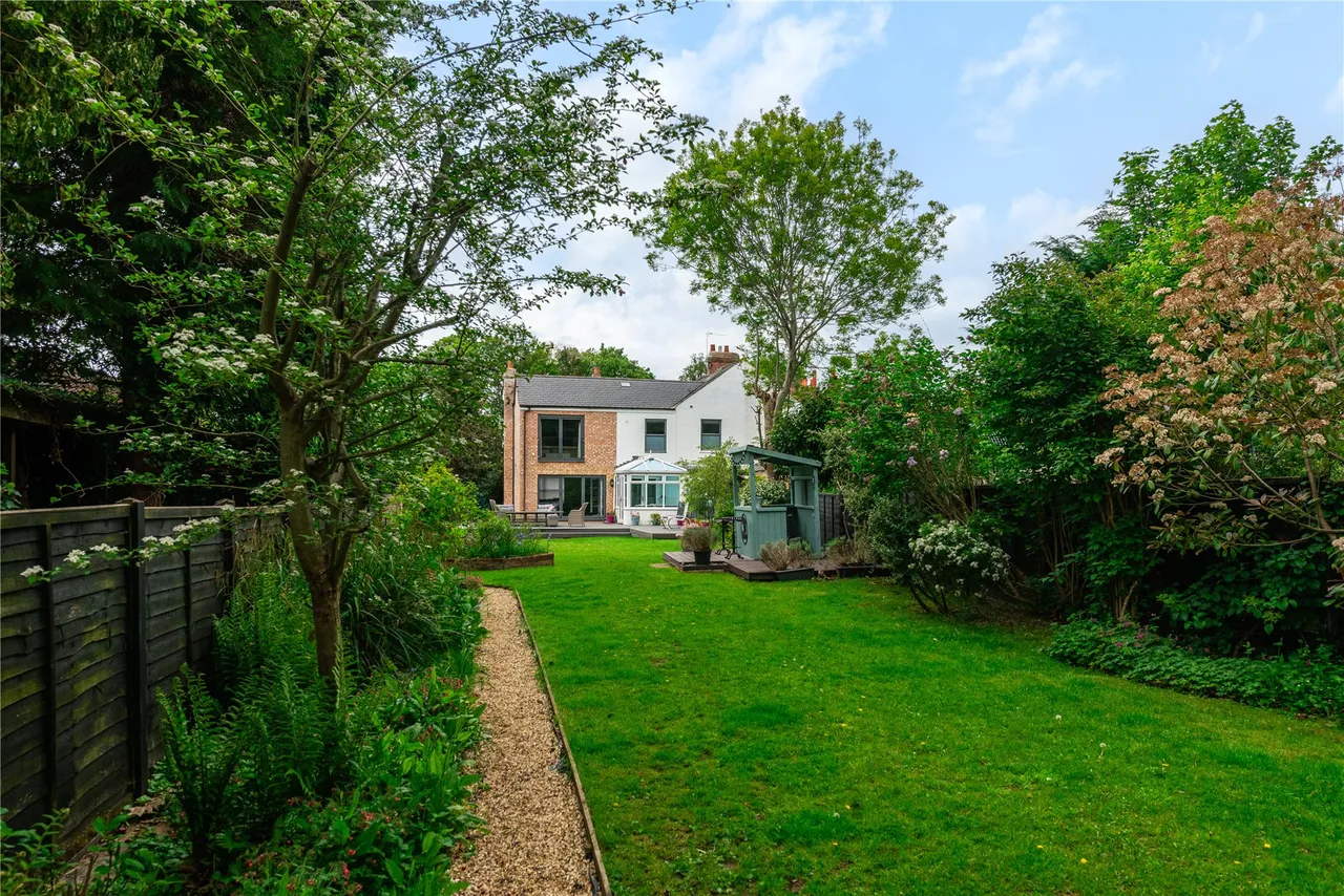 Theydon Avenue, Woburn Sands, MK17, photo 17