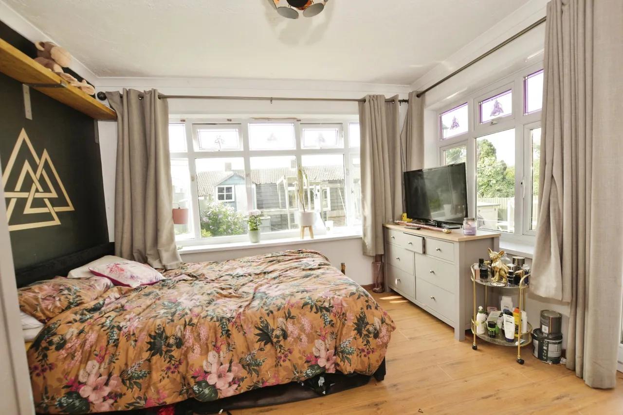George Gurr Crescent, Folkestone, Kent, CT19, photo 8