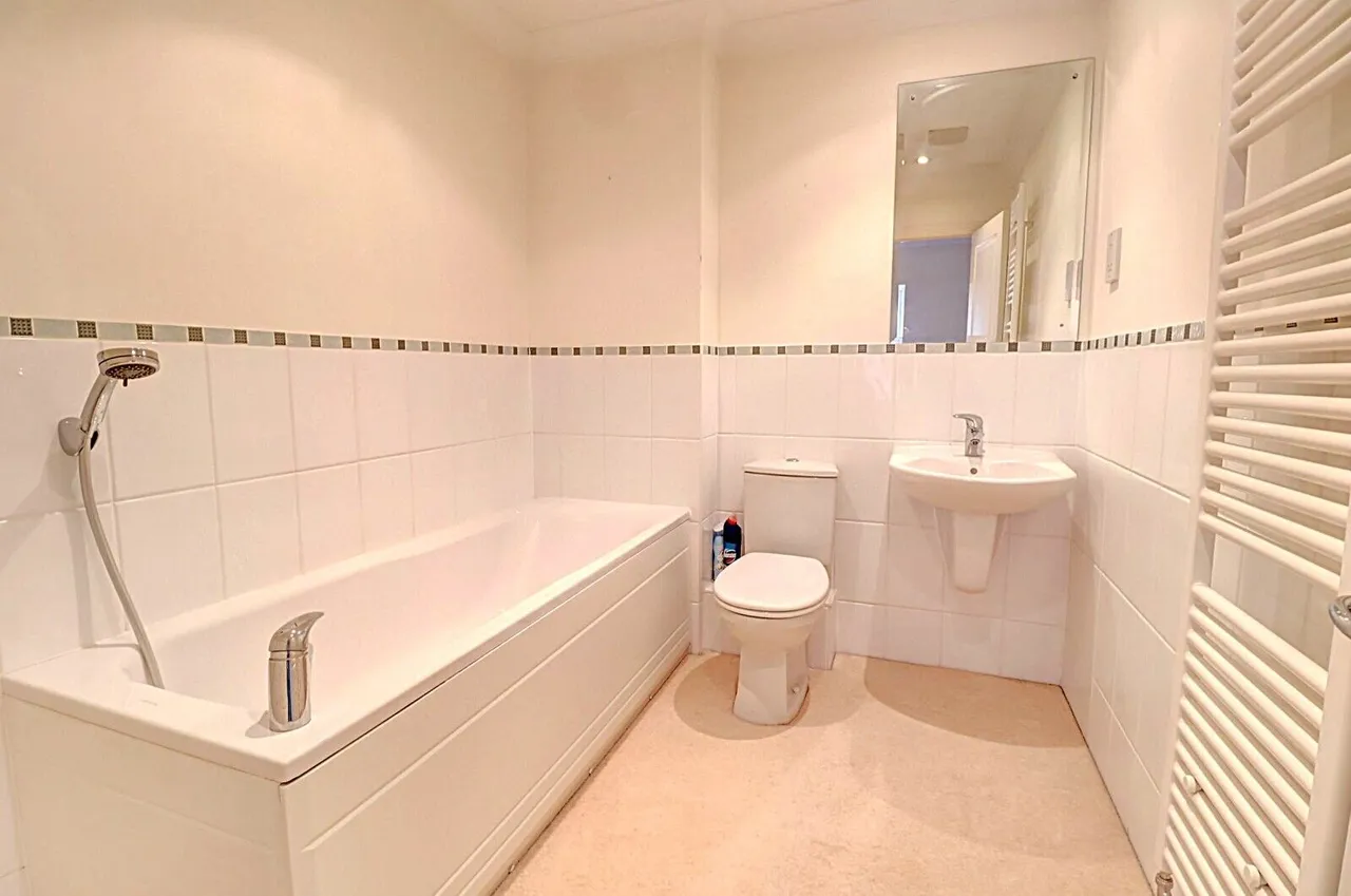 Lowlands Crescent, High Wycombe, HP15, photo 11