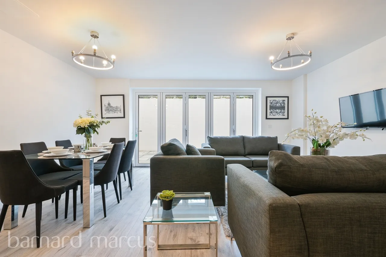 Hartfield Road, London, photo 9