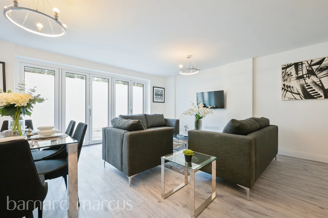 Hartfield Road, London, photo 11