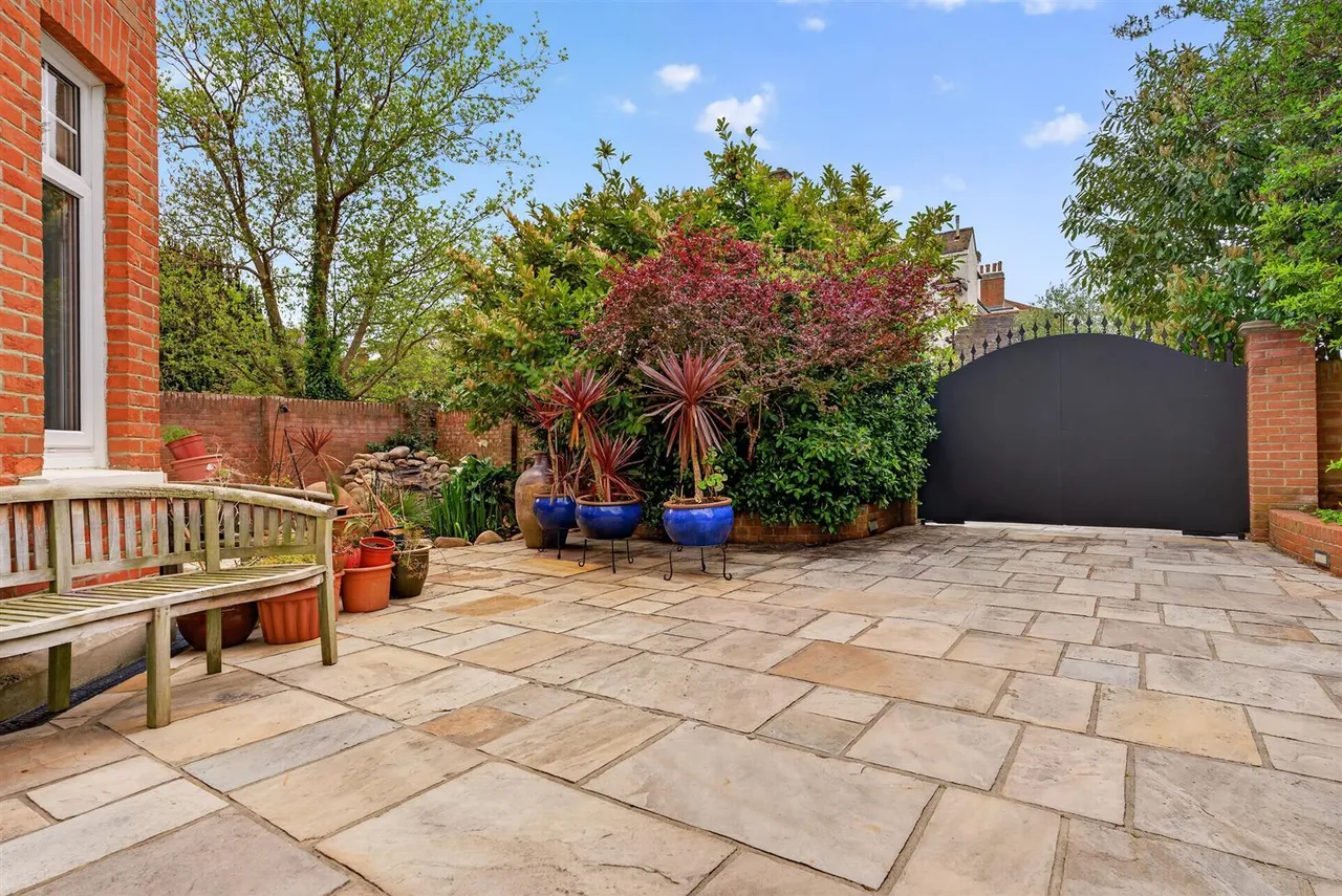 Garden Road, Bromley, photo 30