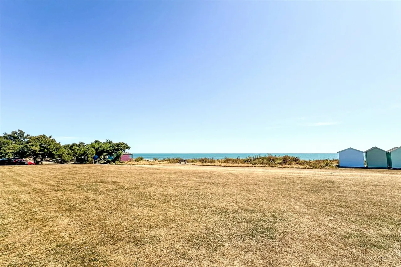 Dolphin Way, Rustington, BN16, photo 12