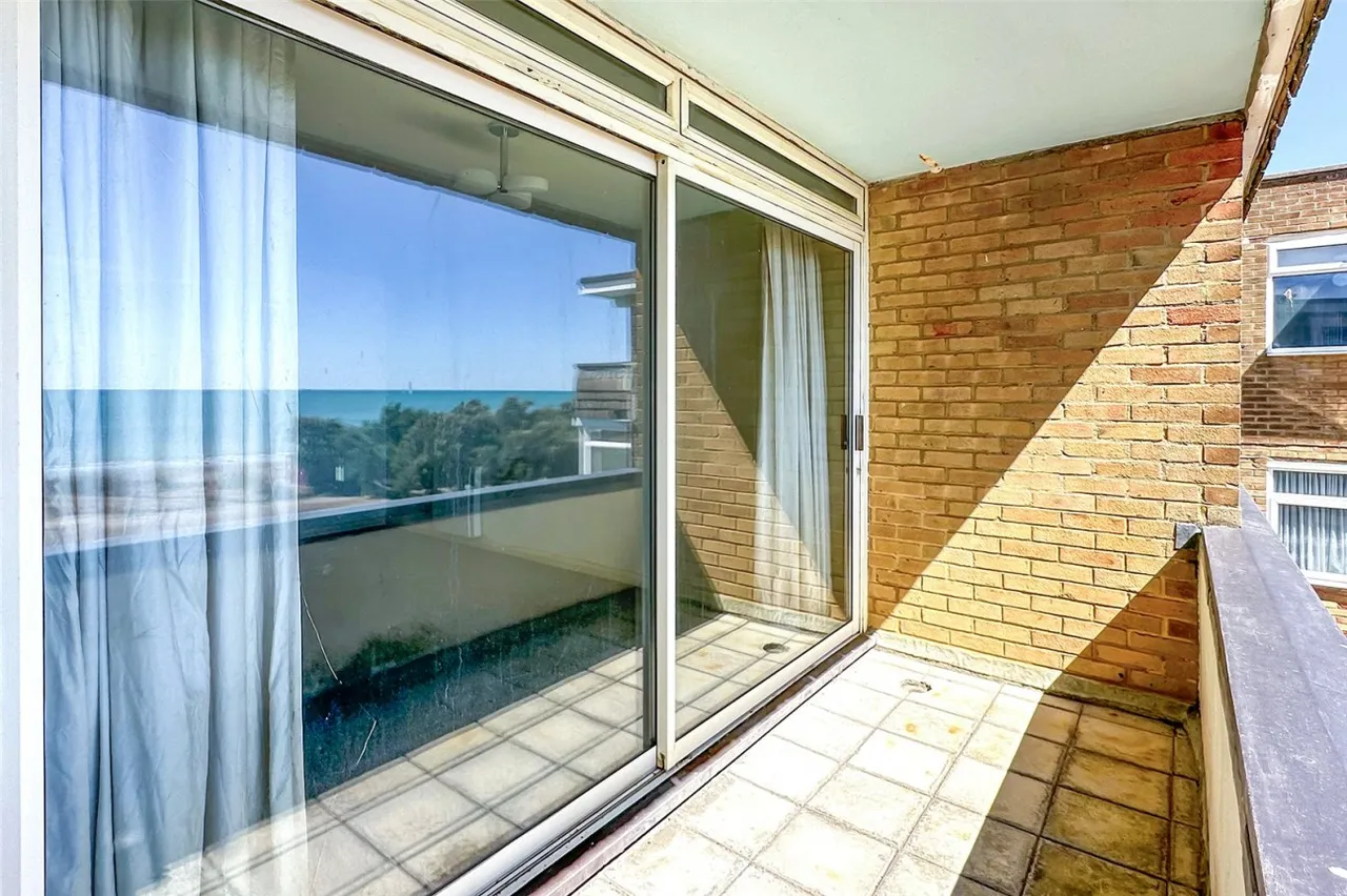 Dolphin Way, Rustington, BN16, photo 5