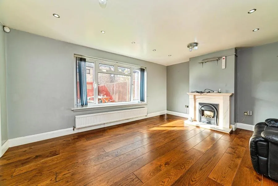 Sycamore Way, Basingstoke, RG23, photo 3