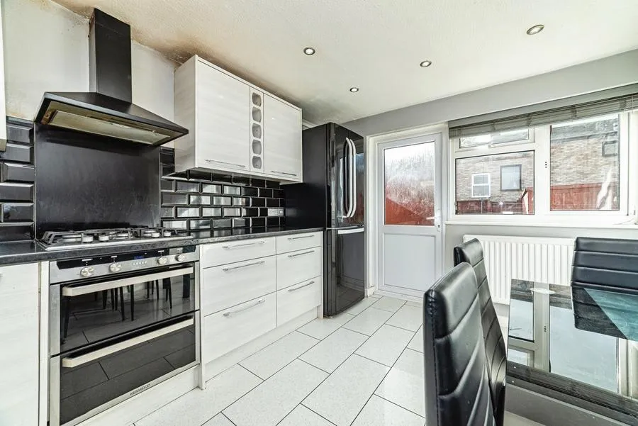 Sycamore Way, Basingstoke, RG23, photo 7