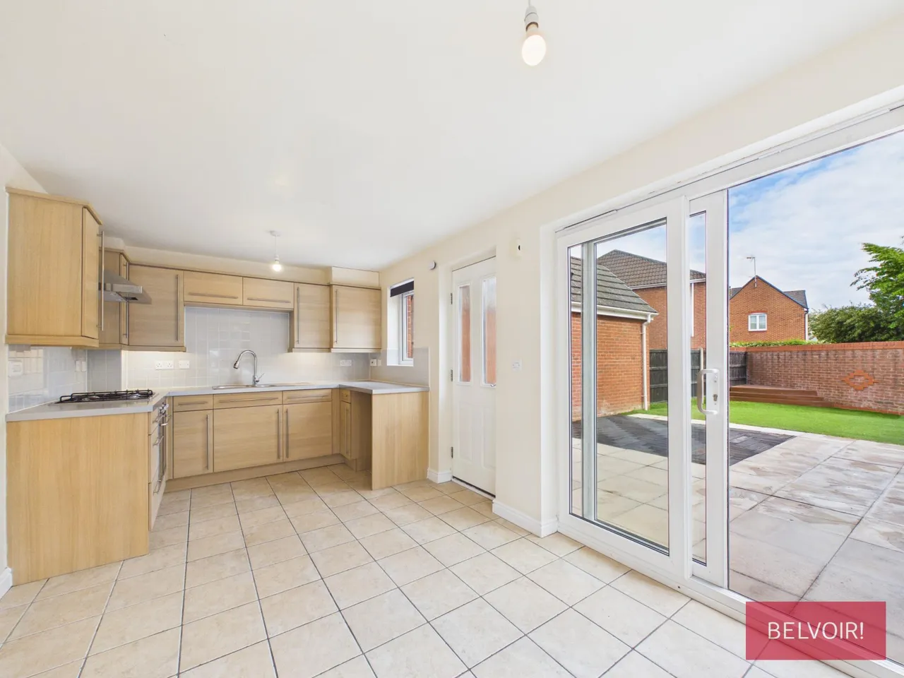 Bro Deg, Wrexham, LL11, photo 2