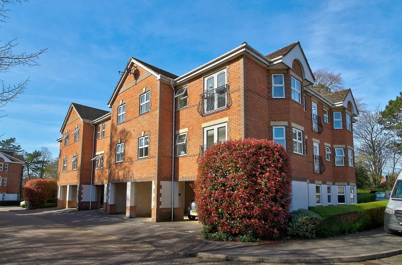 Norn Hill, Basingstoke, RG21, photo 9
