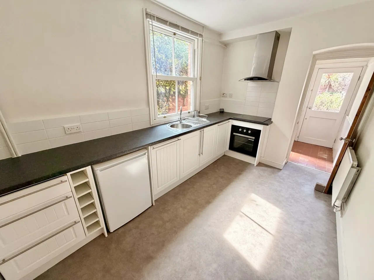 Lutterworth Road, Northampton, NN1, photo 6