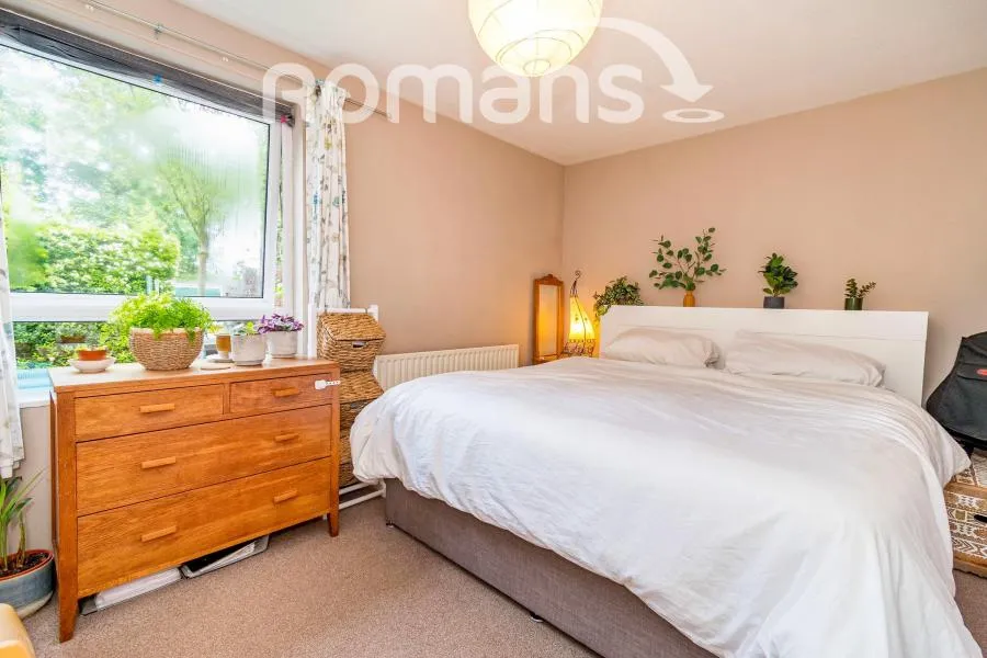 Elder Close, Winchester, SO22, photo 7