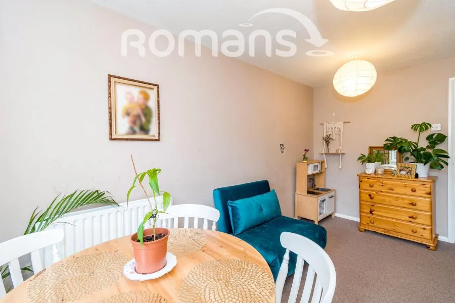 Elder Close, Winchester, SO22, photo 6