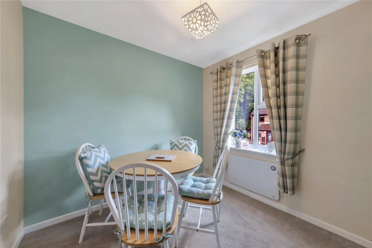 Willow Tree Drive, Barnt Green, Birmingham, Worcestershire, B45 8PB, photo 4