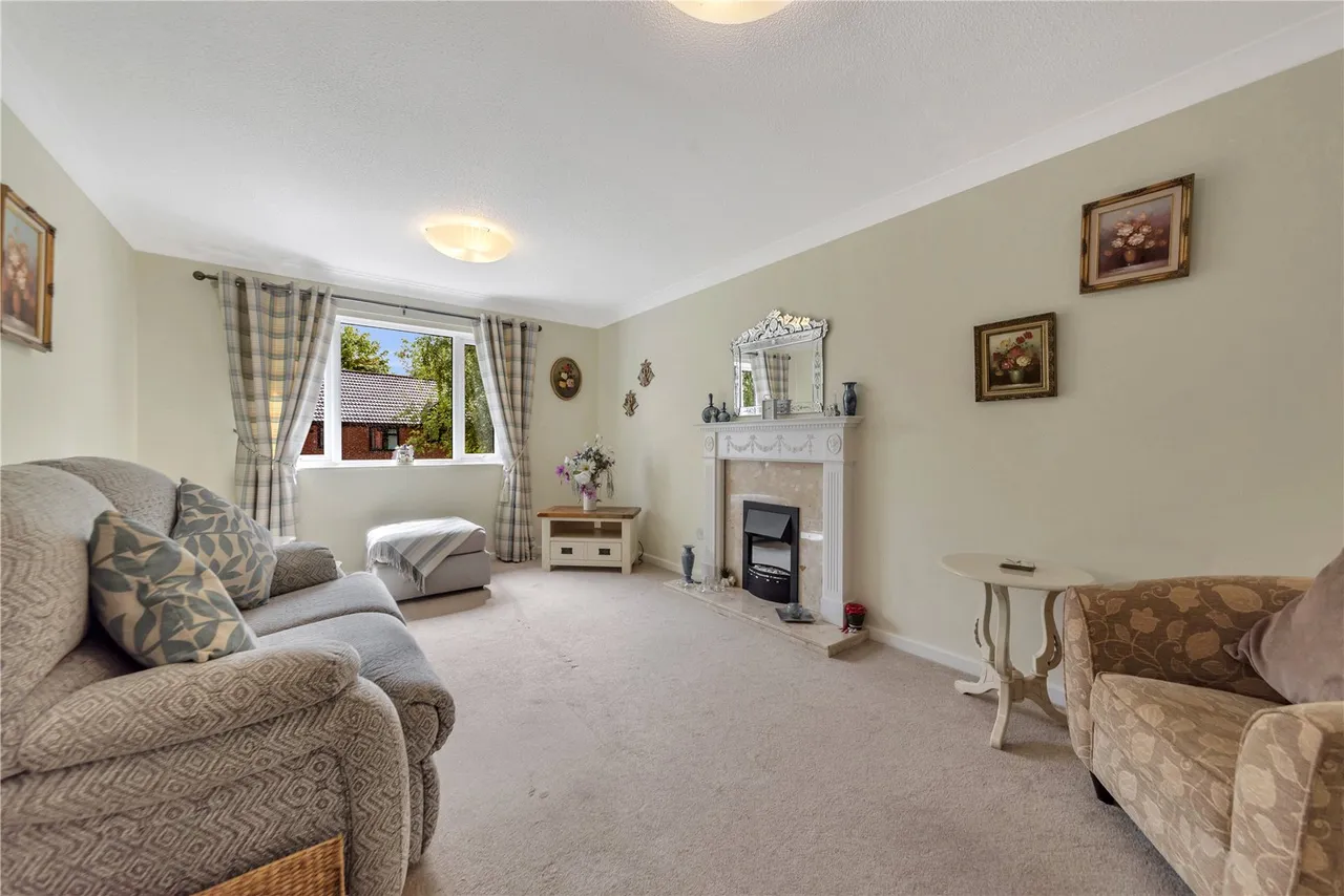 Willow Tree Drive, Barnt Green, Birmingham, Worcestershire, B45 8PB, photo 5
