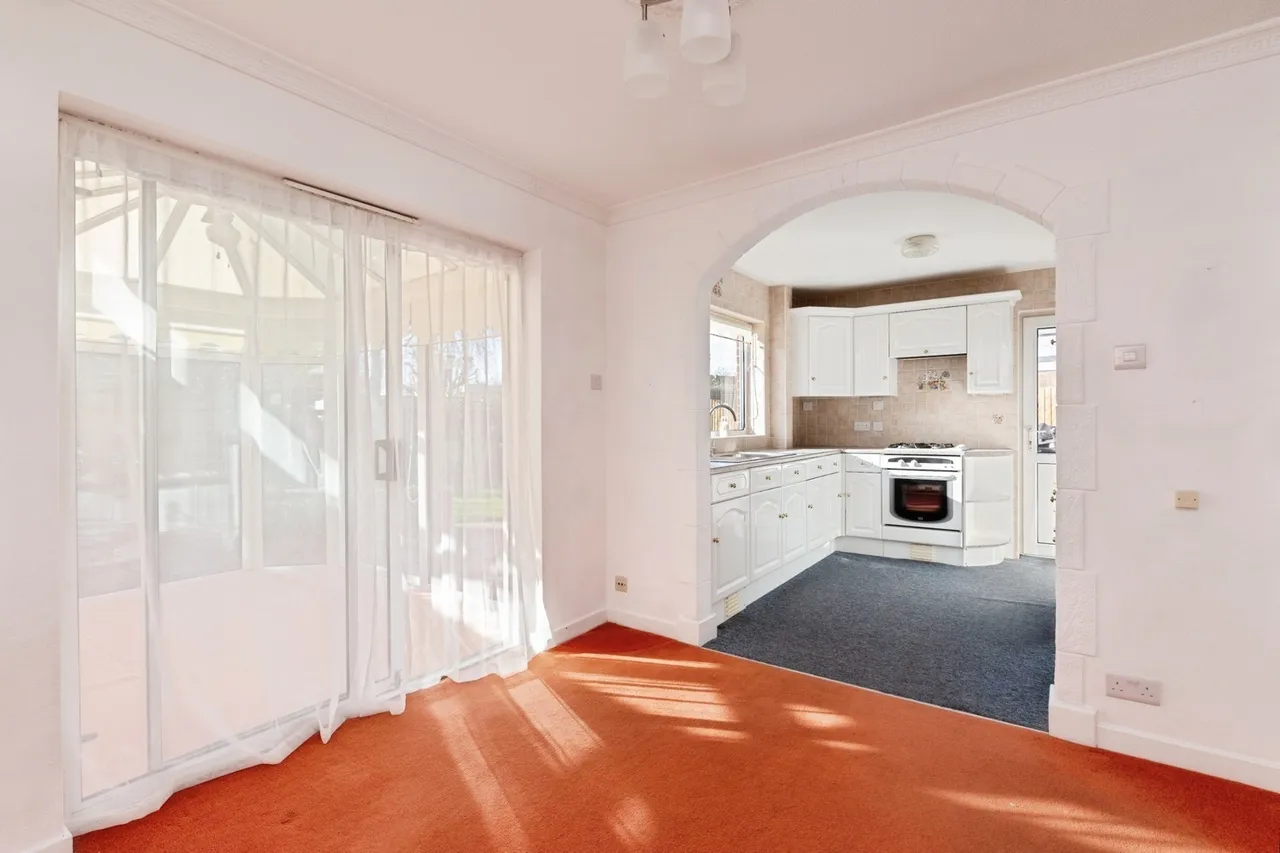 Raphael Drive, Shoeburyness, Southend-on-Sea, Essex, SS3, photo 6
