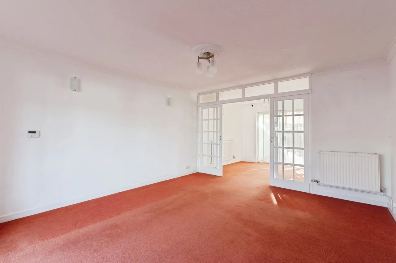 Raphael Drive, Shoeburyness, Southend-on-Sea, Essex, SS3, photo 13