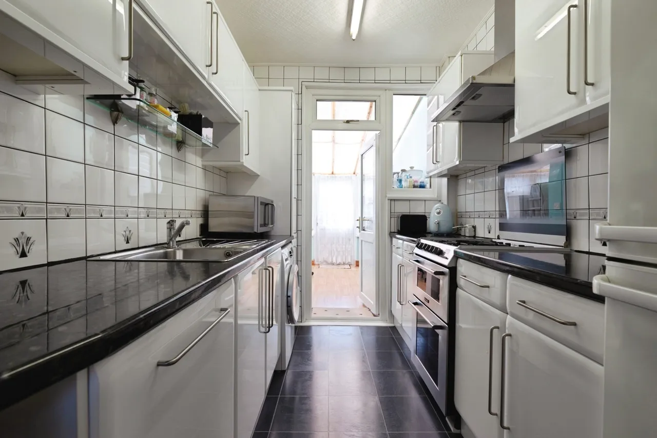 Rowden Road, Chingford, E4, photo 13