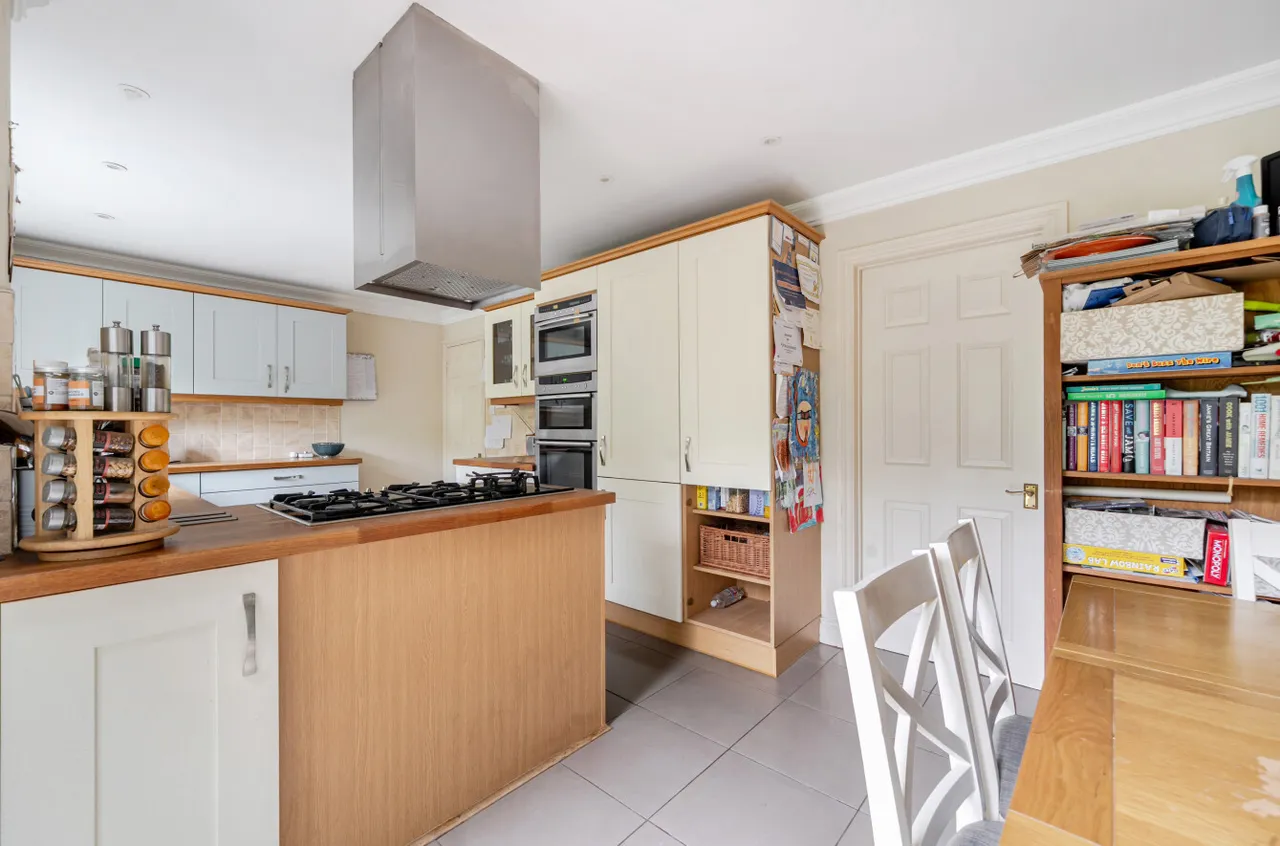 Springfield Road, Camberley, Surrey, GU15 1AB, photo 18