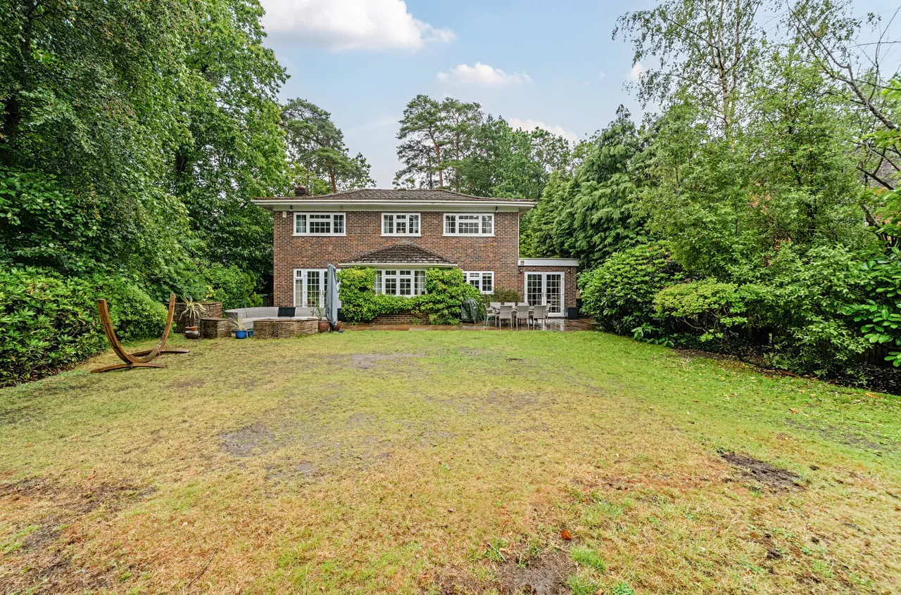 Springfield Road, Camberley, Surrey, GU15 1AB, photo 3