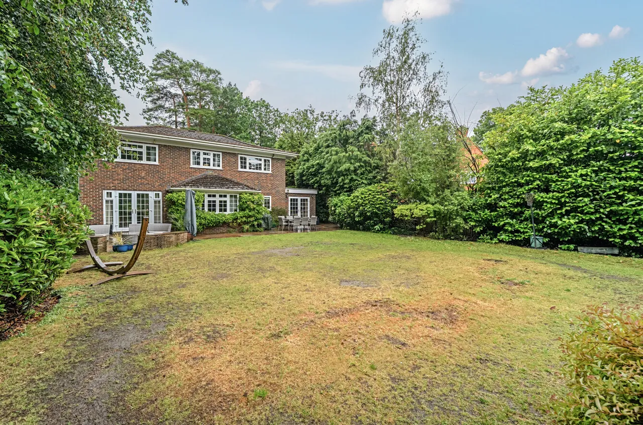 Springfield Road, Camberley, Surrey, GU15 1AB, photo 4