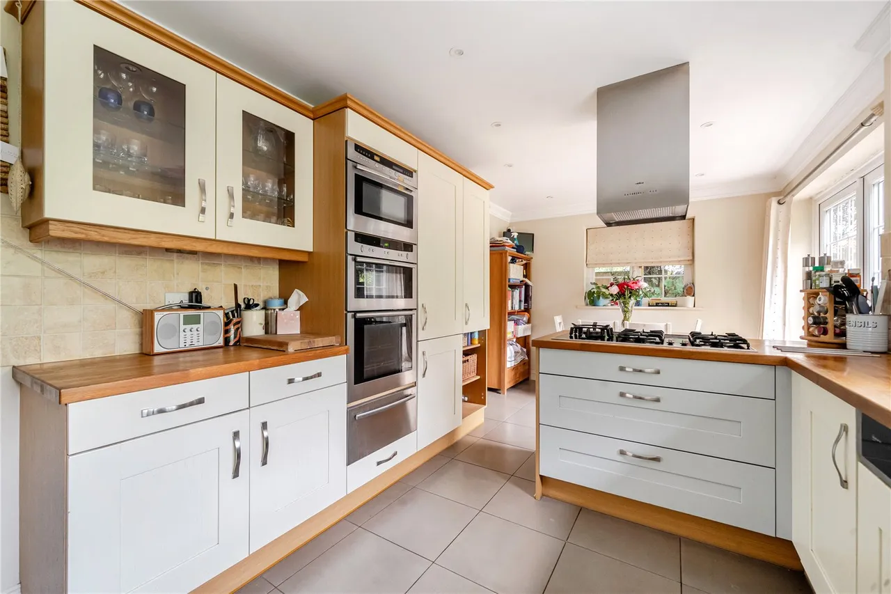 Springfield Road, Camberley, Surrey, GU15 1AB, photo 16