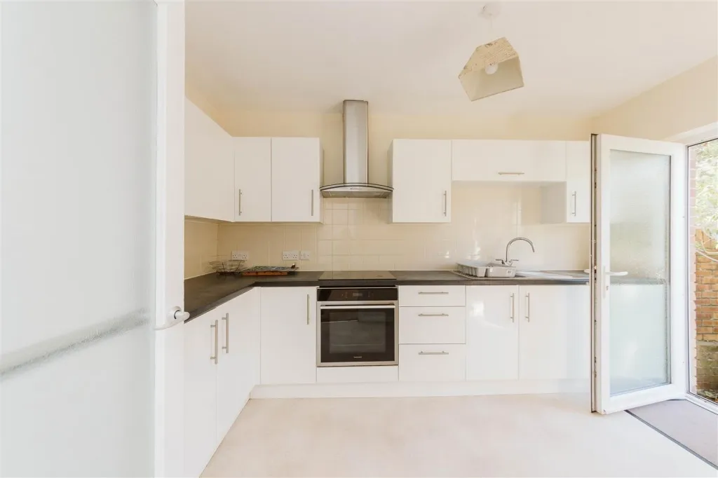 Trendlewood Park, Stapleton, BS16, photo 6