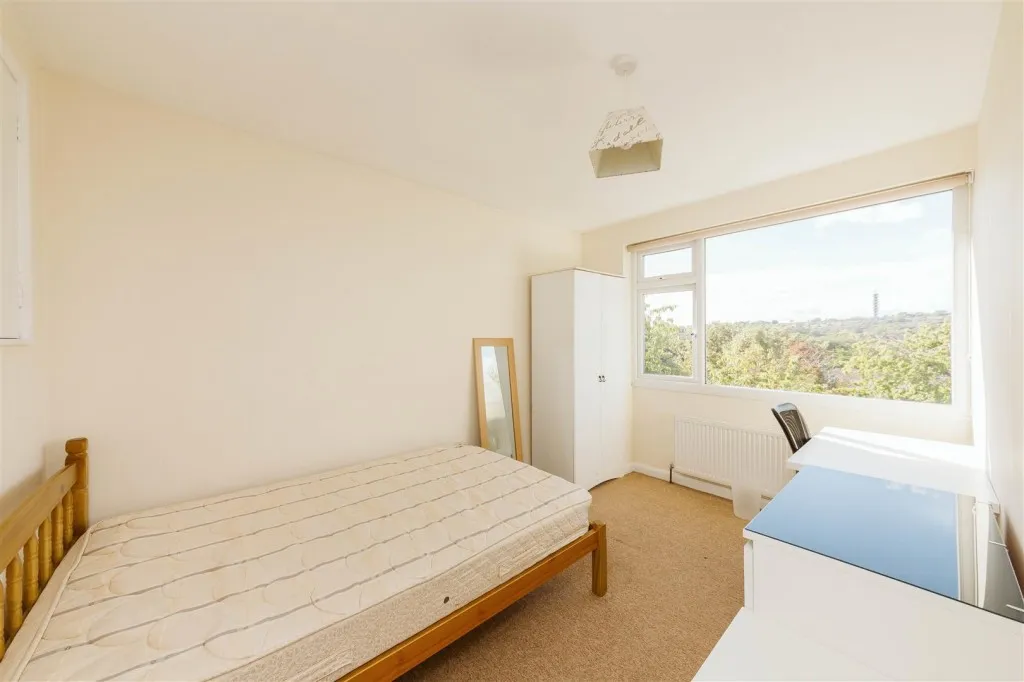 Trendlewood Park, Stapleton, BS16, photo 10