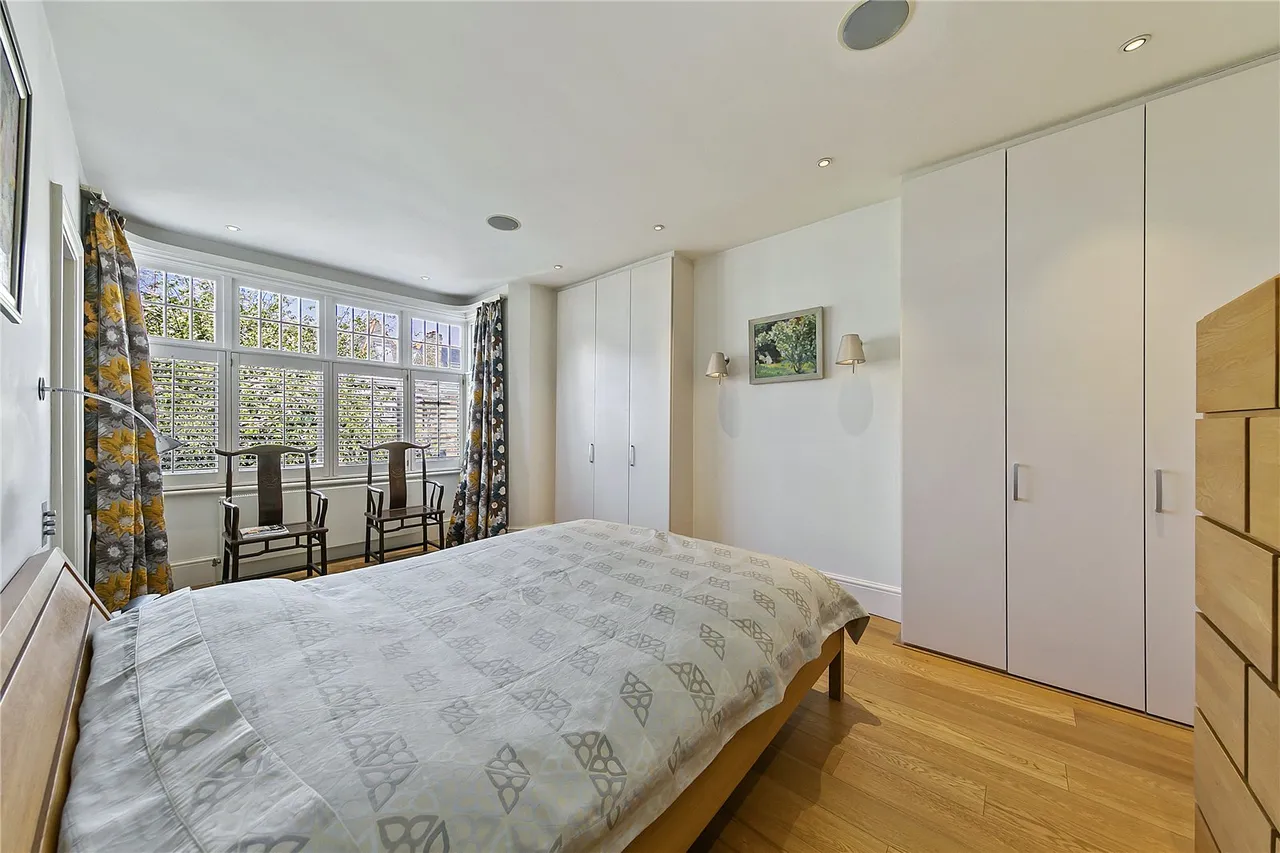 Claremont Road, St Margarets, TW1, photo 16