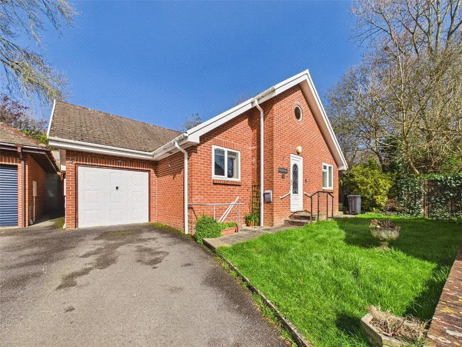 3 bed house for sale, Stratton, Bude, EX23