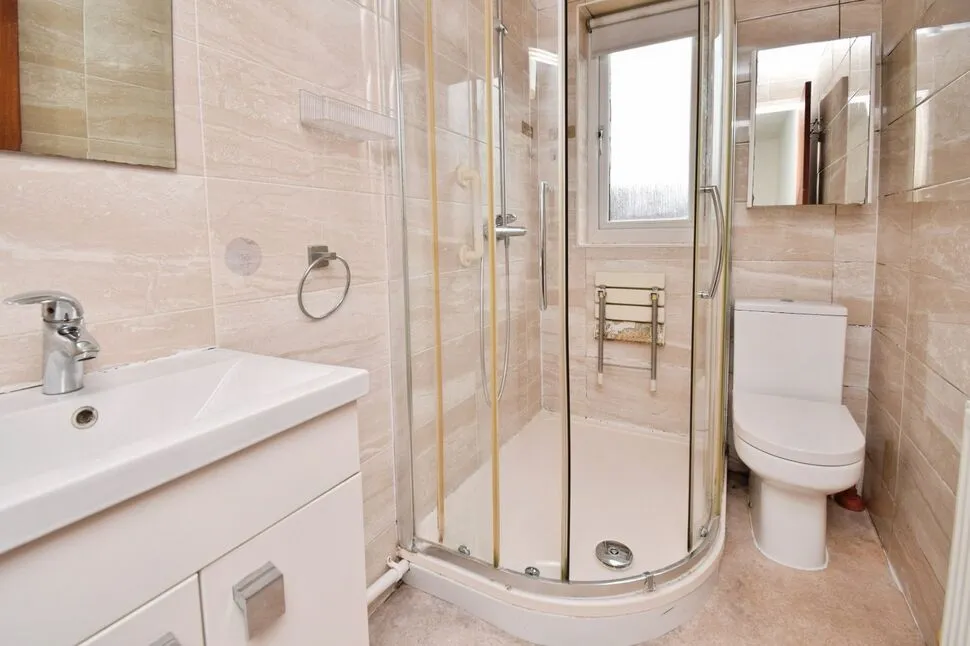 Hearsall Lane, Coventry, CV5, photo 4