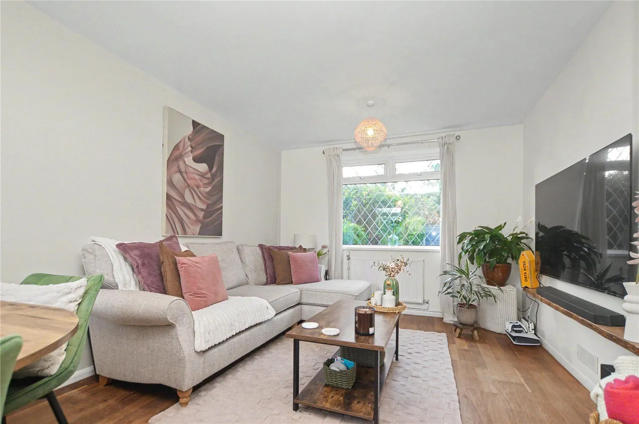 Windsor Crescent, Rothwell, LS26, photo 2
