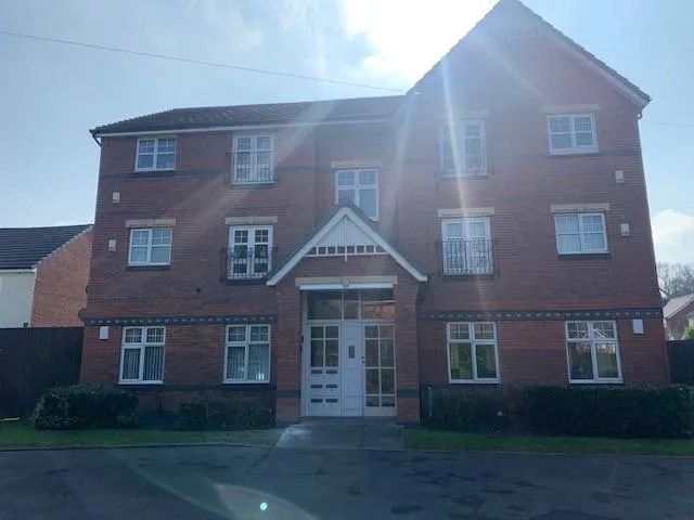 2 bed flat to rent, Haslington Road, Manchester