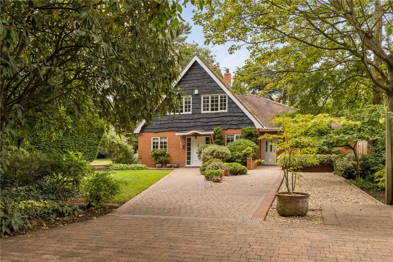5 bed house for sale, The Avenue, Healing