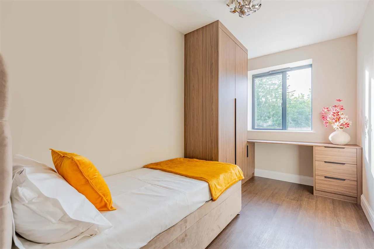 North Drive, Hounslow, photo 17