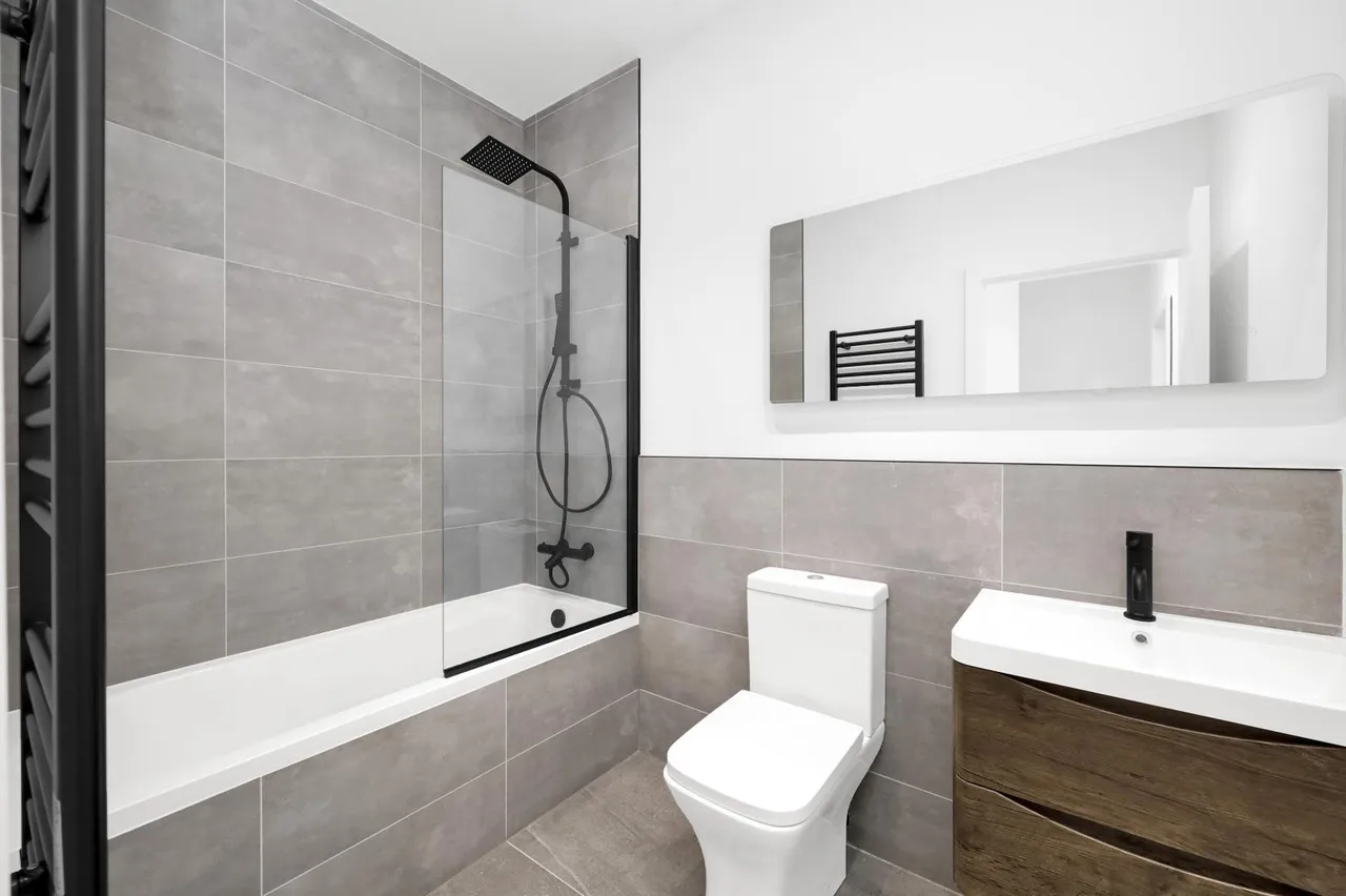 1 bed flat for sale — Gordon Road, London, W5 2AR
