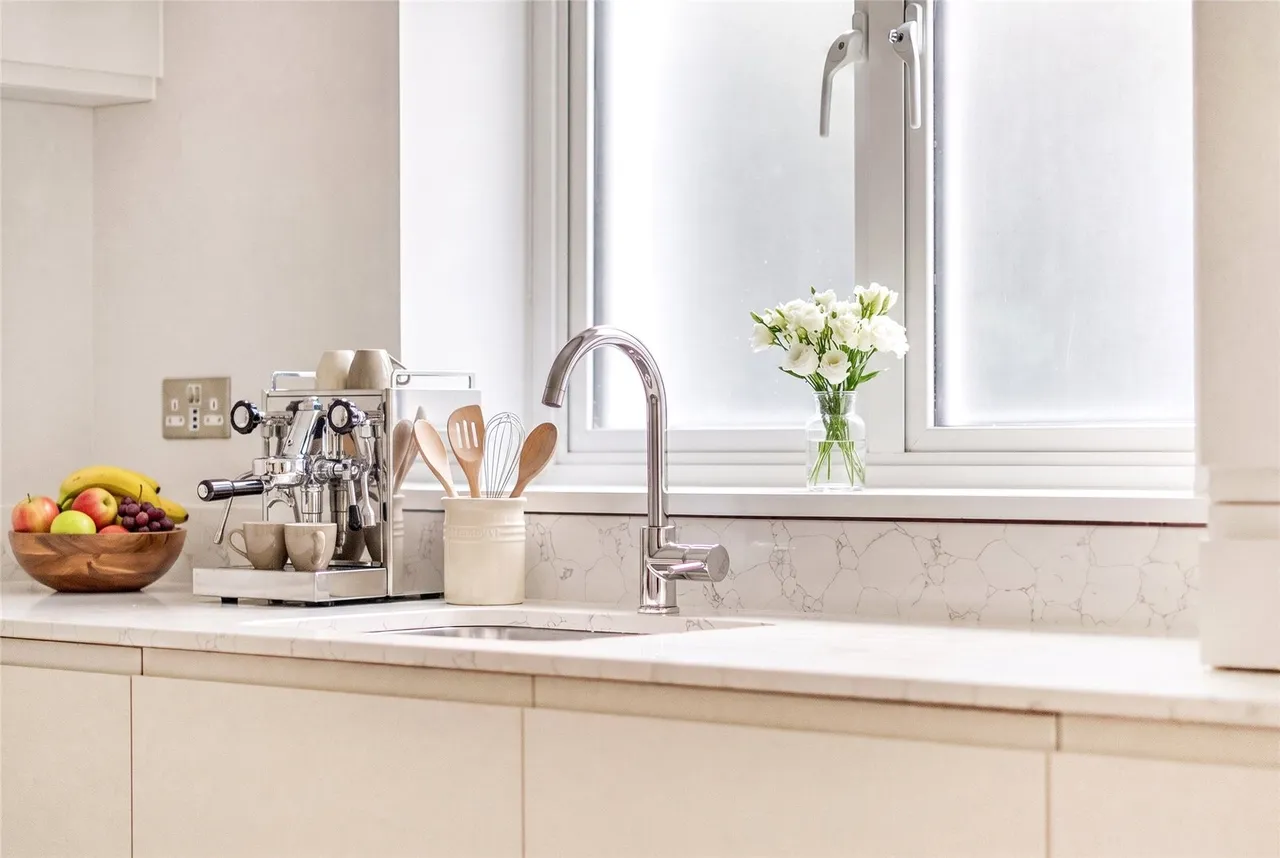 Packhorse Road, SL9, photo 6