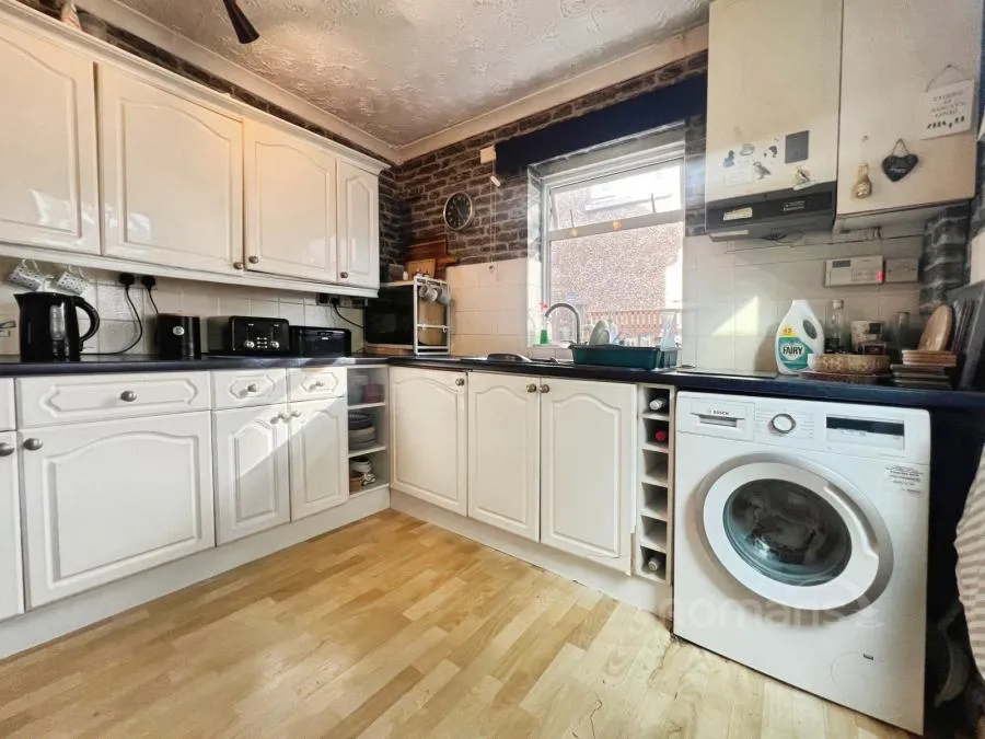Anglesey Road, Aldershot, GU12, photo 14