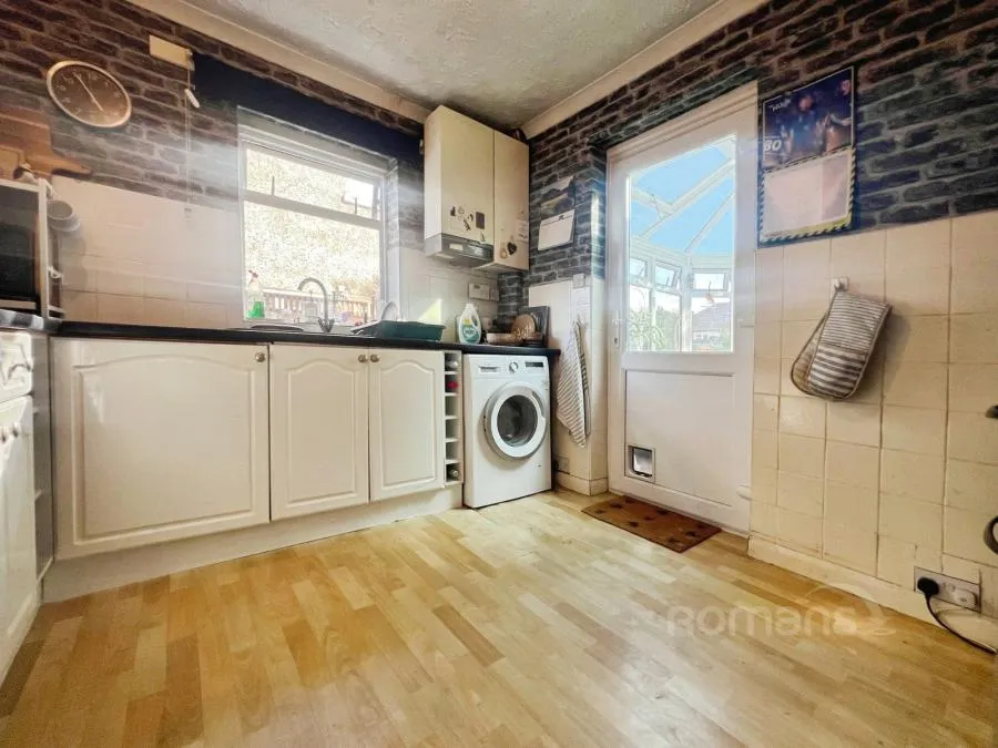 Anglesey Road, Aldershot, GU12, photo 9