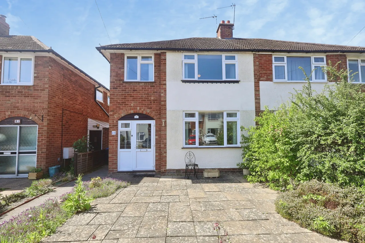 3 bed house for sale — Halford Road, Stratford-upon-Avon, CV37
