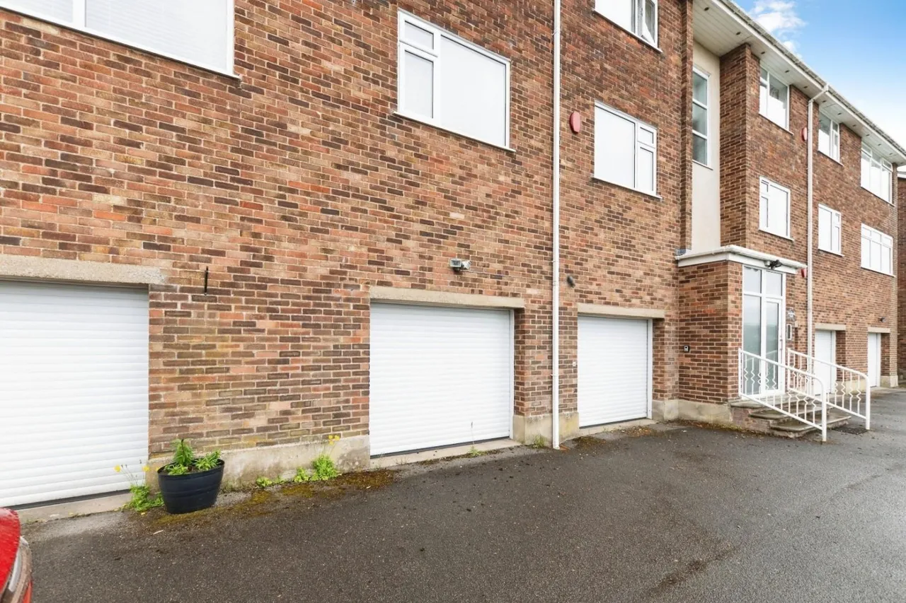 Filey Road, Scarborough, YO11, photo 12