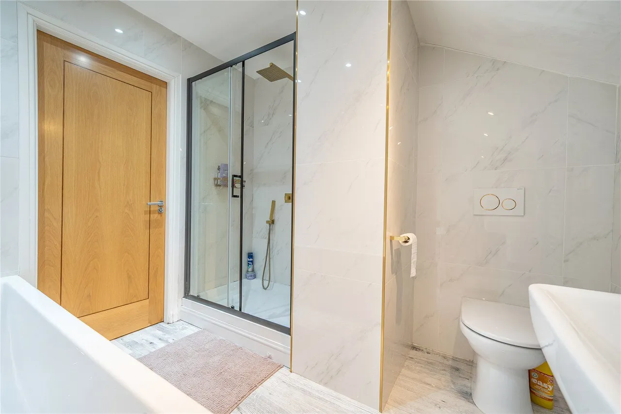 The Acres, Alwoodley, LS17, photo 14