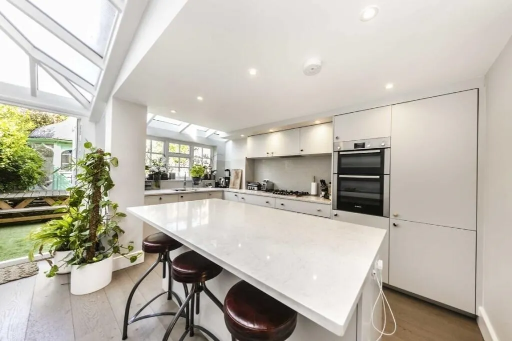 Holmead Road London SW6, photo 2