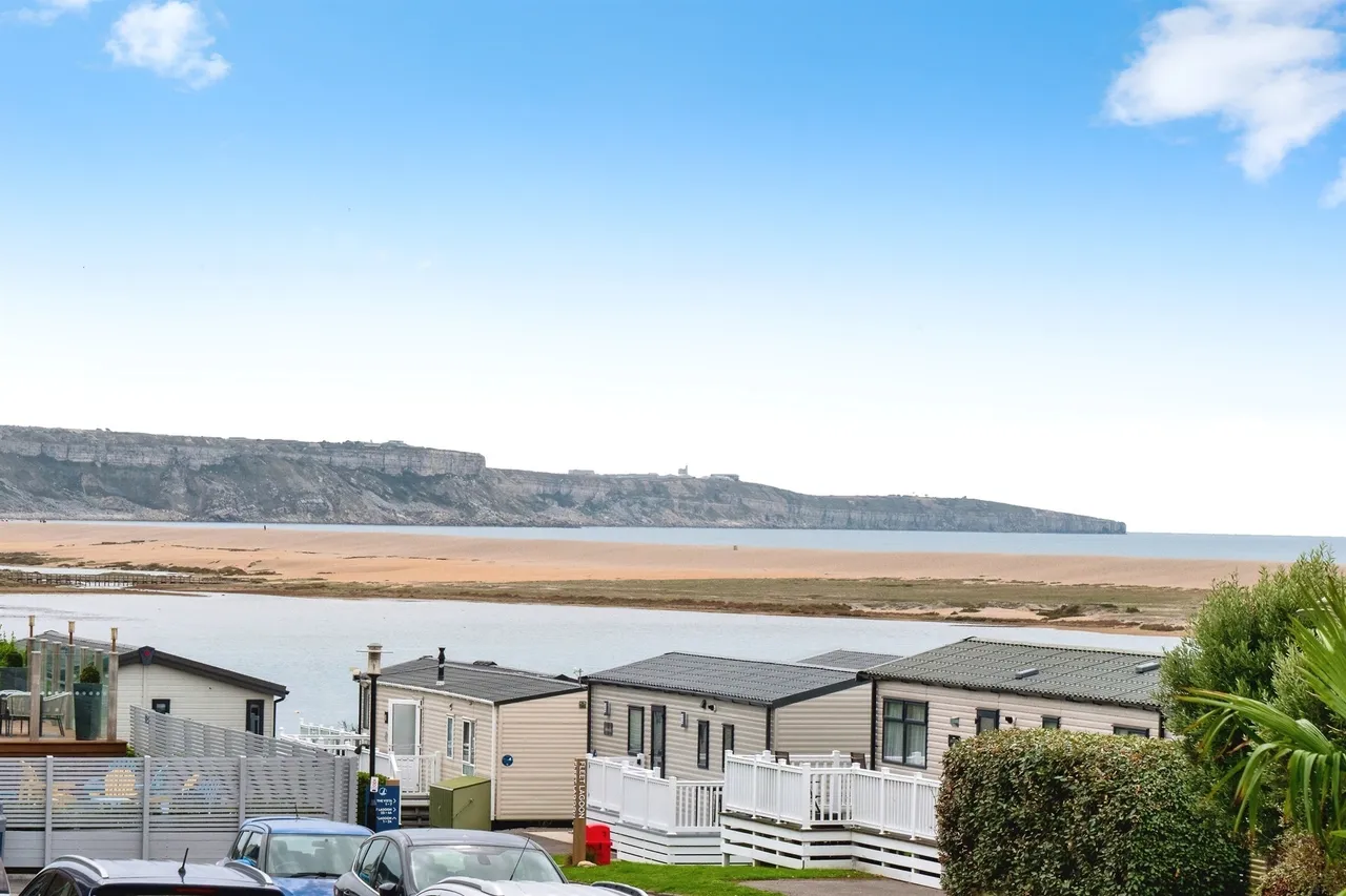 Portland Road, Weymouth, DT4, photo 2