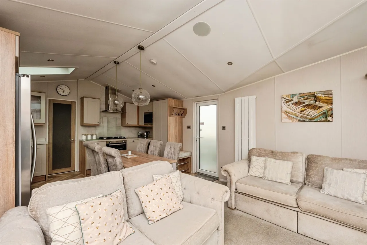 Portland Road, Weymouth, DT4, photo 13