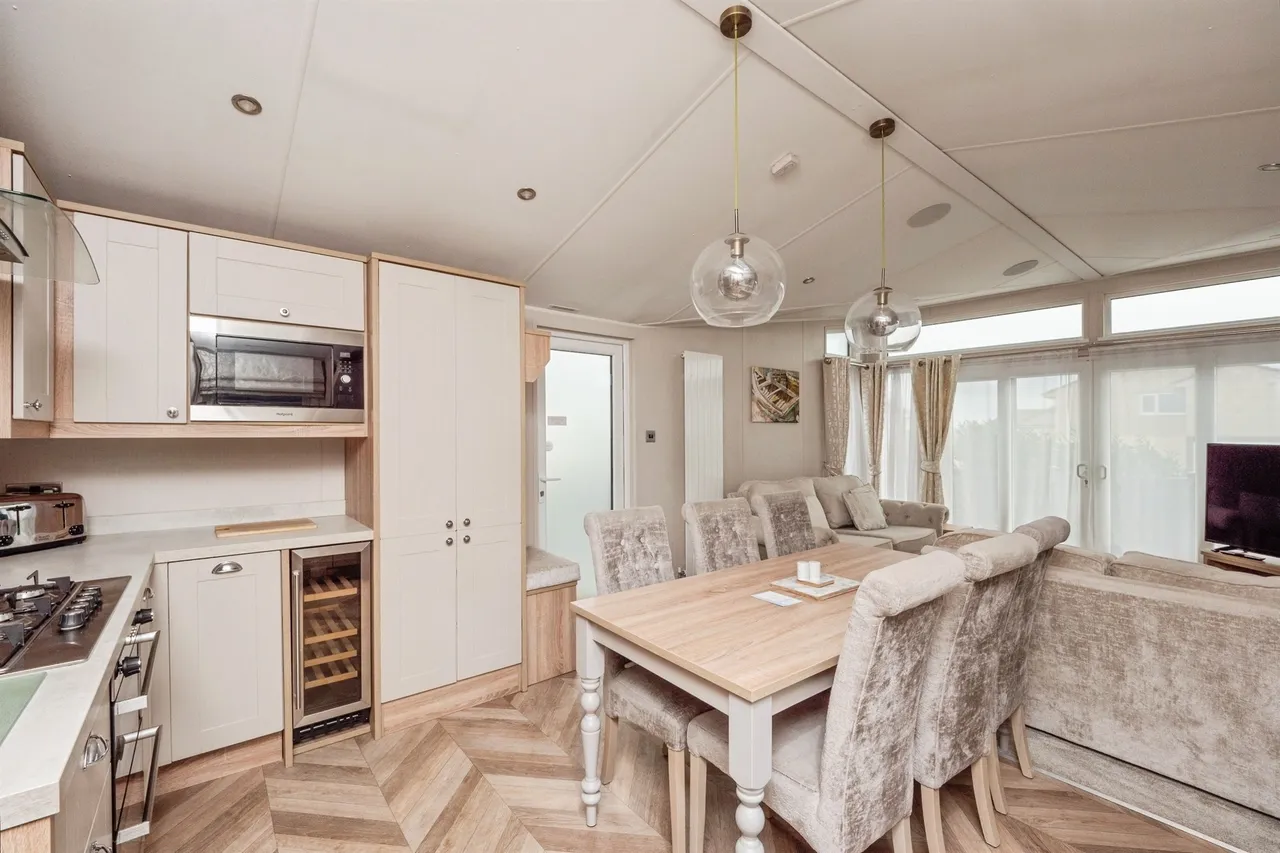 Portland Road, Weymouth, DT4, photo 4