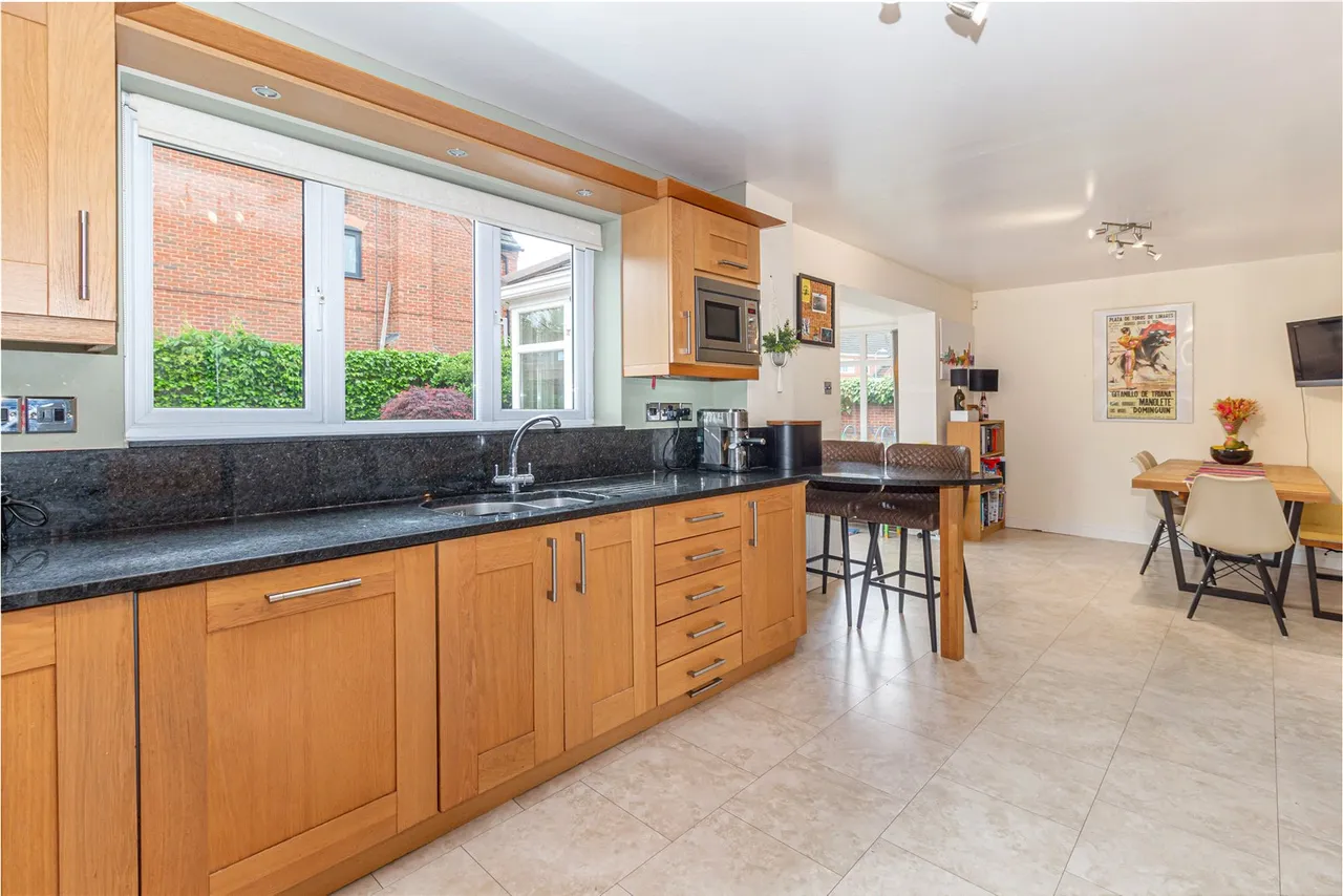 Sandles Road, Droitwich, Worcestershire, WR9 8RA, photo 3
