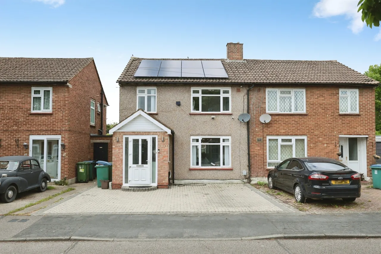 3 bed house for sale — Combe Road, Watford